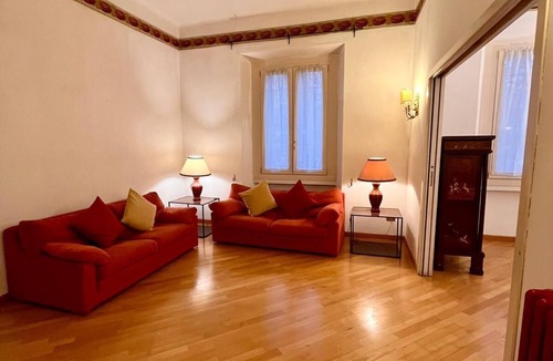Washington Apartment | Elegant & Large flat for Family and Groups