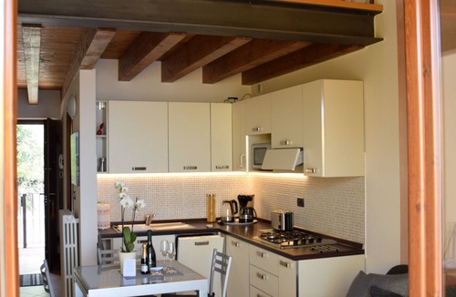 Gardola Apartment | Elisabetta by Theater Home, with marvellous lake view and pool