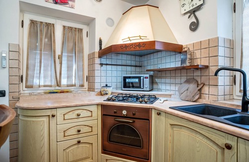 Mezzolombardo House | Emma Home holiday house with balcony and Wi-Fi
