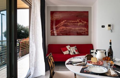 Plassi Apartment | EnjoyIseoLake - Lights on The Lake