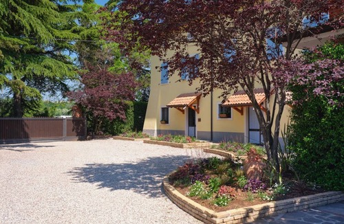 Rivoli Veronese Apartment | ESSENCE, LAKE GARDA SWEET HOME - CASON DEGLI ULIVI