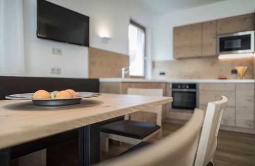 Sand in Taufers Apartment | Family Apartment with Mountain View, Balcony and Wi-Fi