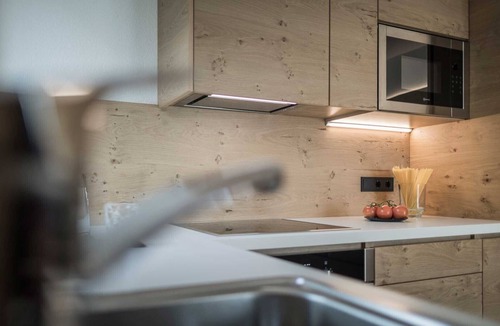 Sand in Taufers Apartment | Family Apartment with Mountain View, Balcony and Wi-Fi