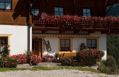 Funes Apartment | Farmhouse in Funes Valley with Dolomite Views