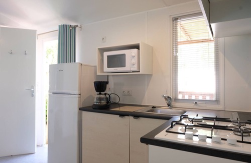 San Benedetto di Lugana House | Ferienpark Bella Italia Mobilhome Happy Premium für 7 Personen