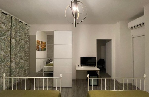 Rovato Bed & Breakfast | Foresteria Opera B&b