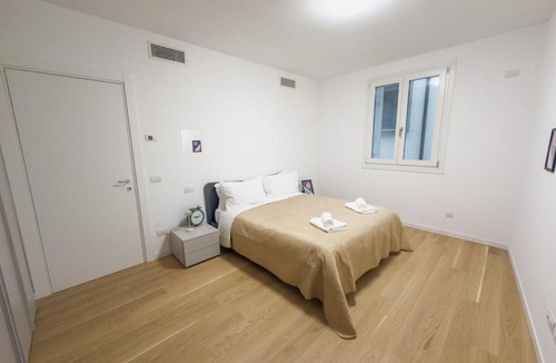 Gallarate Apartment | Gallarate Smart Home - 10 min Train Station