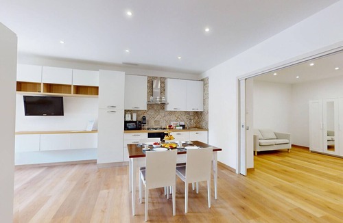 Raffa Apartment | Garda Hub Suite by Booking Garda Lake