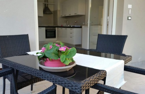 San Benedetto di Lugana Apartment | GARDASEE-EMOTION GREEN RELAX Free Wi-Fi IT023059B4SUMIKRFZ