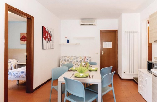 Lido di Spina House | Gorgeous home in Lido di Spina FE with swimming pool