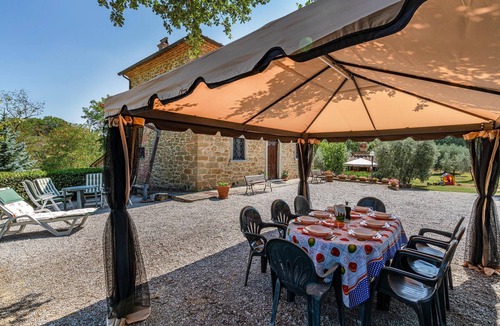 Monte San Savino House | Gorgeous home in Monte San Savino with WiFi