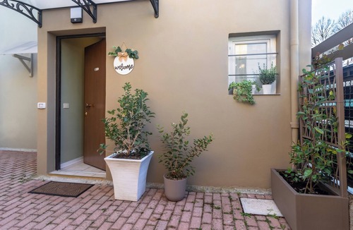 San Giorgio di Piano House | Green Botanical House with Free Parking