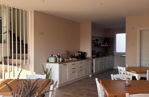 Sambruson House | Guest-House's Room, relaxing by the pool amid silence and nature.