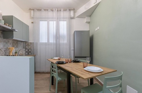 Ferrara Historic Centre Apartment | GuestHost - A comfortable and spacious 85 square meters apartment, perfect for seven people, located on the second floor of a renovated historic building with an elevator (NOT accessible to guests with disabilities).The property is located just steps fro