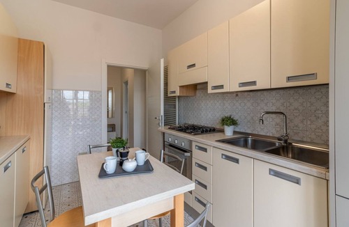 Ferrara Apartment | GuestHost - Apartment located on the third floor of a building equipped with a lift (NOT suitable for the disabled).In 82 square meters of space it comfortably accommodates 7 people.The apartment is located 4 minutes walk from the bus stop, ideal for rea