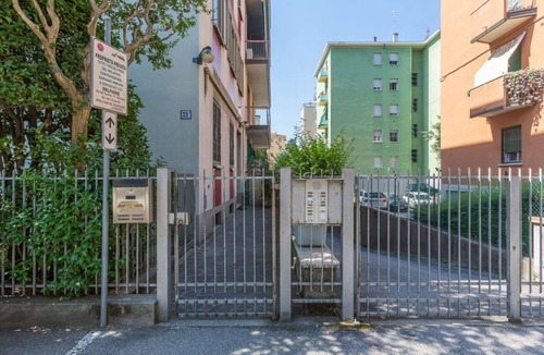 Fossolo Apartment | GuestHost - Bright apartment with balcony equipped with the main comforts to comfortably accommodate up to 3 people and very quiet thanks to the view on a silent internal street. The accommodation is located in the San Vitale district, a very green resid