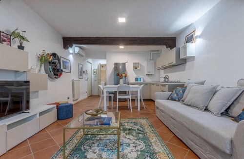 Ferrara Apartment | GuestHost - Charming 53 sqm apartment, ideal for groups of up to 5 guests, located on the first floor of a historic building without an elevator.Set in the heart of the historic centre, the accommodation is located on one of Ferrara’s most charming med