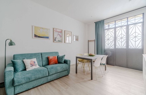 San Donato - Campidoglio Apartment | GuestHost - Charming apartment of about 50 square meters, able to accommodate up to 4 people, located on the ground floor of a renovated building.The property is located in the San Donato district, in a strategic area, full of services and well connected