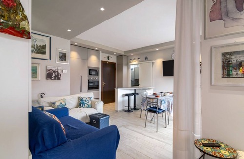 Marina Centro Apartment | GuestHost - Comfortable apartment located on the second floor of a building with a lift (NOT suitable for disabled people). There are three steps at the entrance.In 80 m2 of space it accommodates four people with two bedrooms. Two parking spaces included