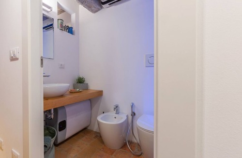 Ferrara Historic Centre Apartment | GuestHost - Ferrara Mignon Lilac House