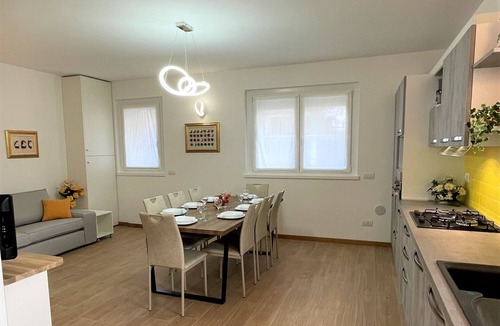 Verbania Apartment | HAPPY DAYS large ground floor apartment with garden and parking.