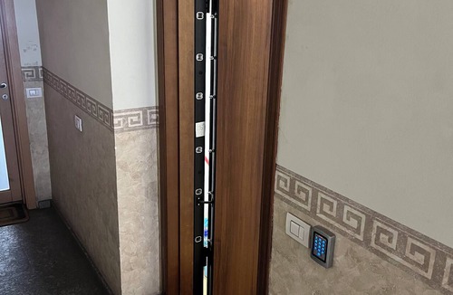 Tirano Apartment | Historic Apartment in the City Center Near the Bernina Express Train