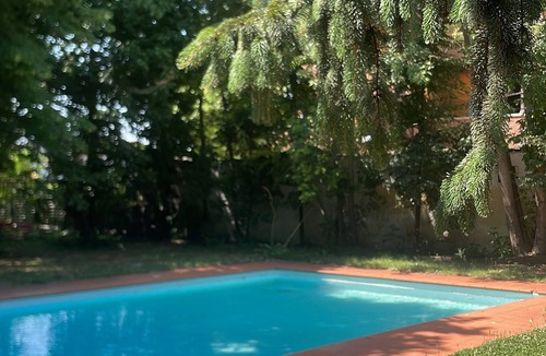 Sanguinetto Apartment | Historic Palazzo with Pool & Castle View