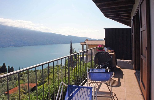 Gardola Apartment | Holiday apartment in the Residence Ruculi with lake view
