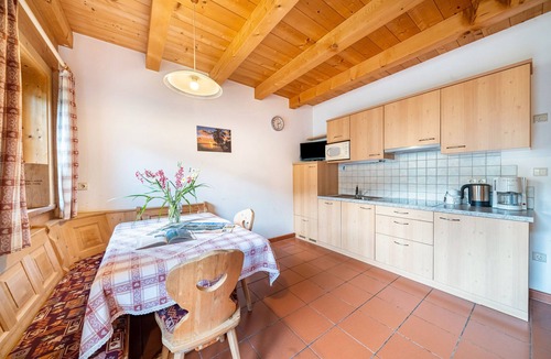 San Pancrazio Apartment | Holiday Apartment Marschalkhof "Sankt Helena" with Mountain View, Balcony & Wi-Fi