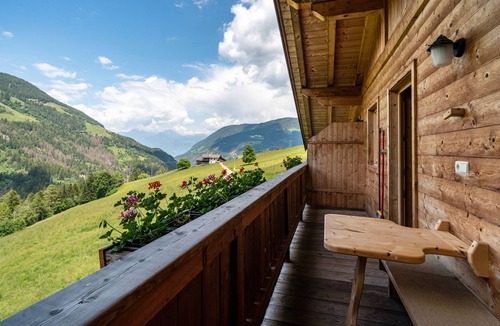 San Pancrazio Apartment | Holiday Apartment Marschalkhof "Sankt Helena" with Mountain View, Balcony & Wi-Fi