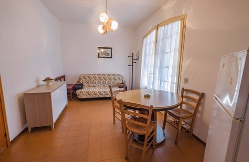 Lido di Volano House | Holiday home with terrace and barbecue