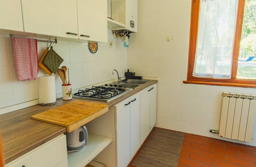 Costermano House | Home-Pool view-Private Bathroom-Apartment-lago di garda vacanza