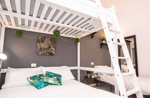 Turro Apartment | HomeHotels - Mamiani 6