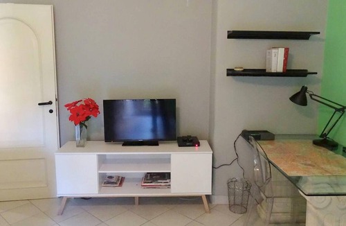 Quartiere XVII Trieste Apartment | Homerez - Nice appartement for 5 ppl. with balcony at Roma