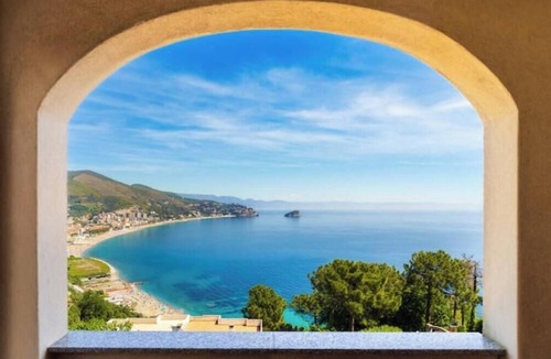 Noli House | Hostdomus - Villa Verde