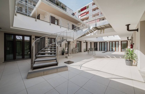 Maggiolina House | Hotel Studio Inn Centrale & Milano Urban Padel
