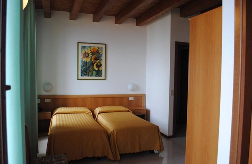 Gargnano Hotel | Hotel Tiziana Garnì