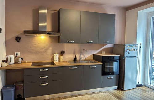 Meina House | House Eliana apartment Moon A stone's throw from the lake