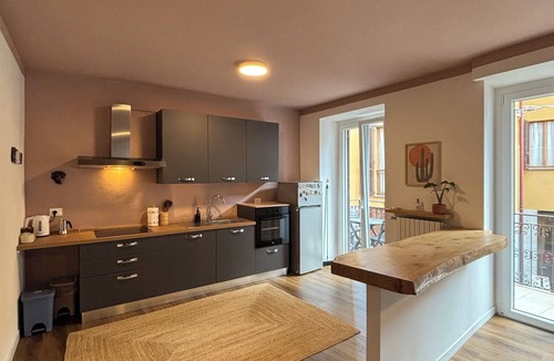 Meina House | House Eliana apartment Moon A stone's throw from the lake
