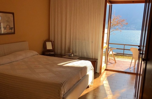 Sala Comacina Apartment | House Gloria - 2 bedrooms apartment with amazing Como Lake view.