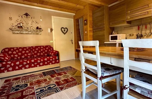 Ponte di Legno Apartment | House in the center of Ponte di Legno
