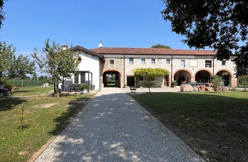 Ospedaletto di Pescantina House | House surrounded by greenery and tranquility