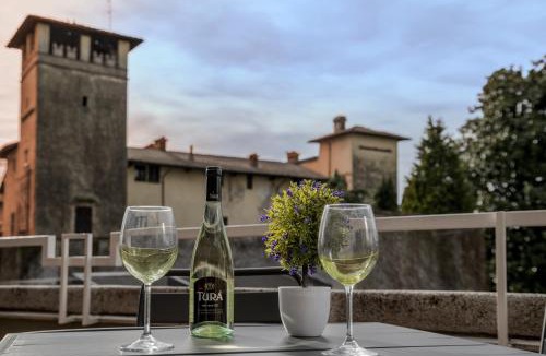 Sesto Calende Apartment | I Papaveri - City center Flat - Leonardo Accademy - MXP - Lakes