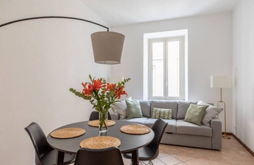 Rione XIV Borgo Apartment | iFlat | Vatican Cozy & Bright 2 Bedroom Apartment