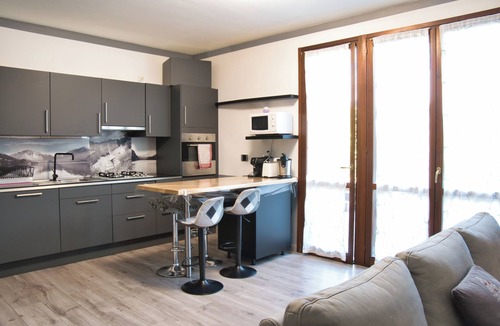 Garlate Apartment | Il Giardino sul Lago – Pool Residence