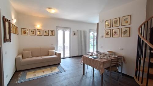 Santa Maria - Rezzonico House | Il Mulino di Marena