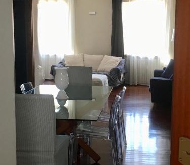 Lazise Old Town Apartment | IN PIAZZA appartamento con vista