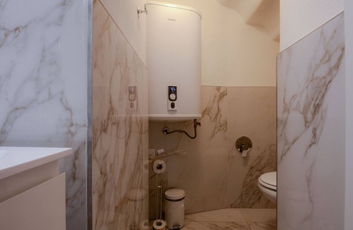 Magenta Apartment | Italianway - The B Village Standard - Apt 08