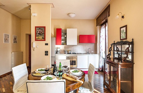 Desenzano del Garda Apartment | La Magnolia 2 Apartment by Wonderful Italy