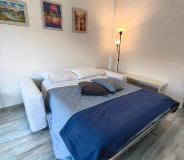 Crescenzago Apartment | La Pace